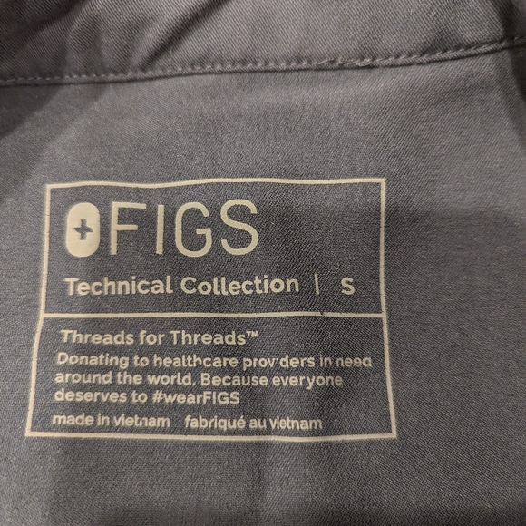 Figs Kitale Maternity Scrub top - Night Sky, size small - Picture 2 of 4